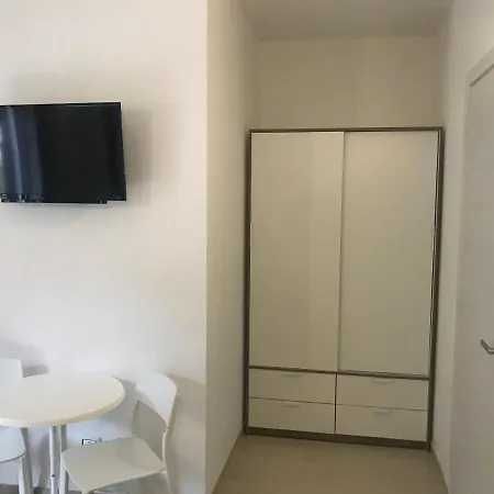 Perla Marina Guest house