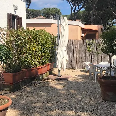 Perla Marina Guest house Santa Margherita di Pula